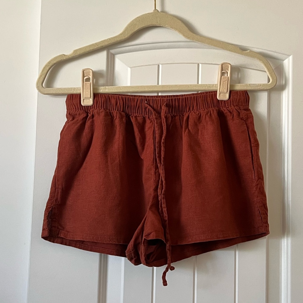 Rust linen shorts